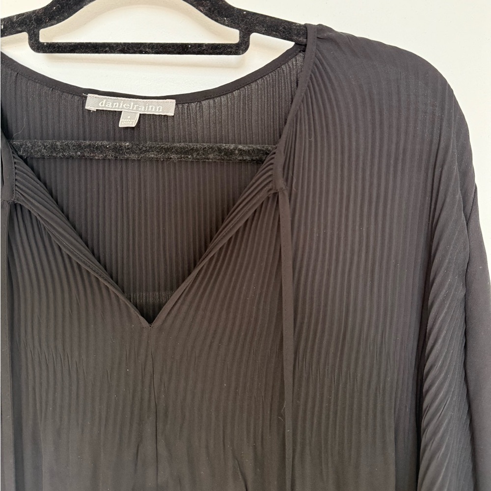 Daniel Rainn Elegant Black Blouse